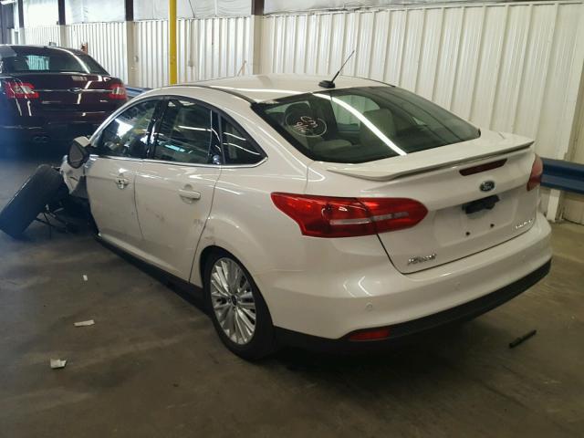 1FADP3J26JL250041 - 2018 FORD FOCUS TITA WHITE photo 3