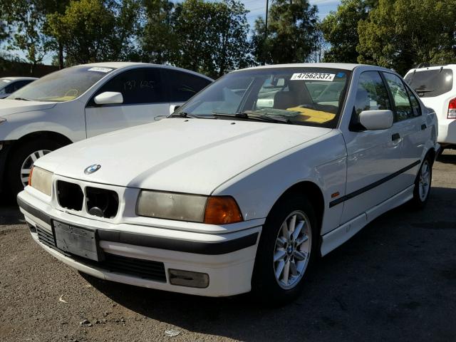 WBACD4326VAV45169 - 1997 BMW 328 I AUTO WHITE photo 2