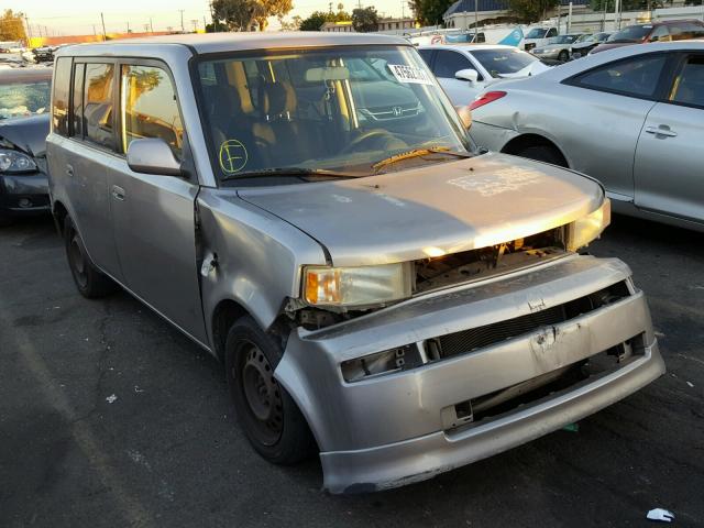 JTLKT324264075466 - 2006 TOYOTA SCION XB SILVER photo 1