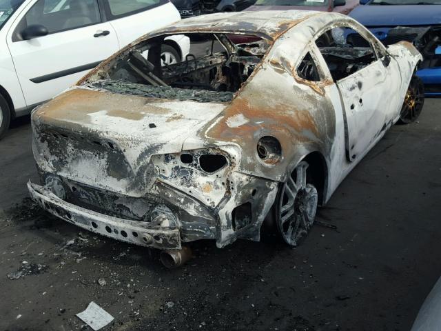 JF1ZNAA14H8701049 - 2017 TOYOTA 86 BASE BURN photo 4