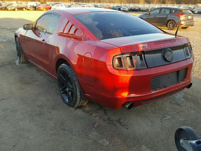 1ZVBP8CF6D5231123 - 2013 FORD MUSTANG GT RED photo 3
