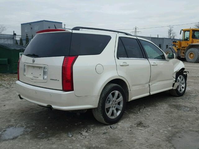 1GYEE437090114269 - 2009 CADILLAC SRX WHITE photo 4