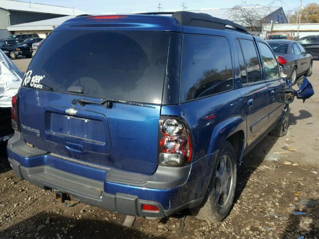 1GNET16S956150342 - 2005 CHEVROLET TRAILBLAZE BLUE photo 4