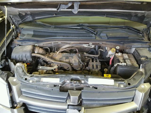 2D4RN4DE6AR218105 - 2010 DODGE GRAND CARA SILVER photo 7