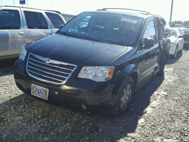 2A4RR5D11AR129444 - 2010 CHRYSLER TOWN & COU BLACK photo 2