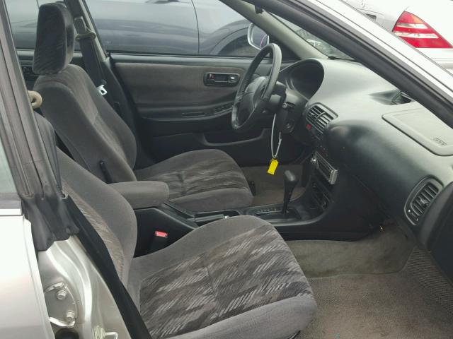 JH4DB7650YS004300 - 2000 ACURA INTEGRA LS SILVER photo 5