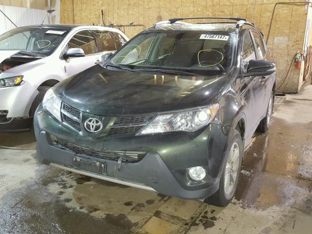 2T3RFREV3DW111142 - 2013 TOYOTA RAV4 XLE GREEN photo 2