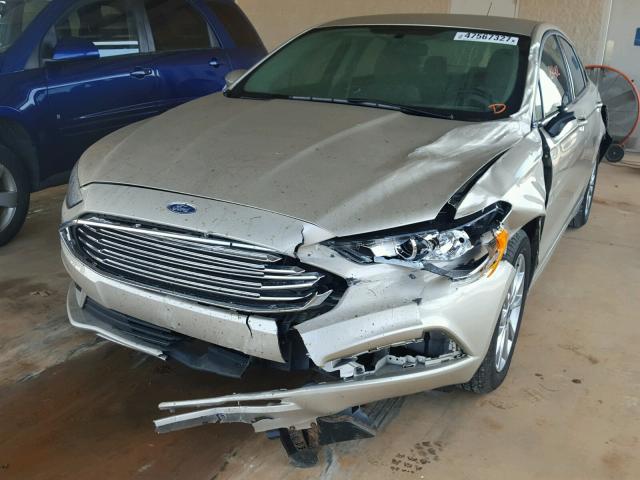 3FA6P0H77HR208496 - 2017 FORD FUSION SE TAN photo 2