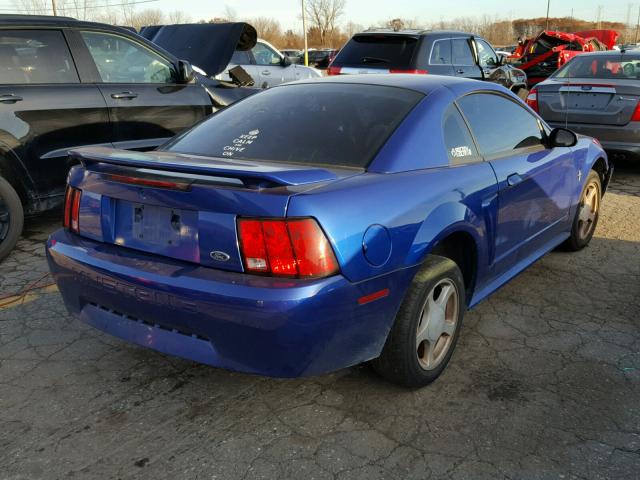 1FAFP40442F202751 - 2002 FORD MUSTANG BLUE photo 4