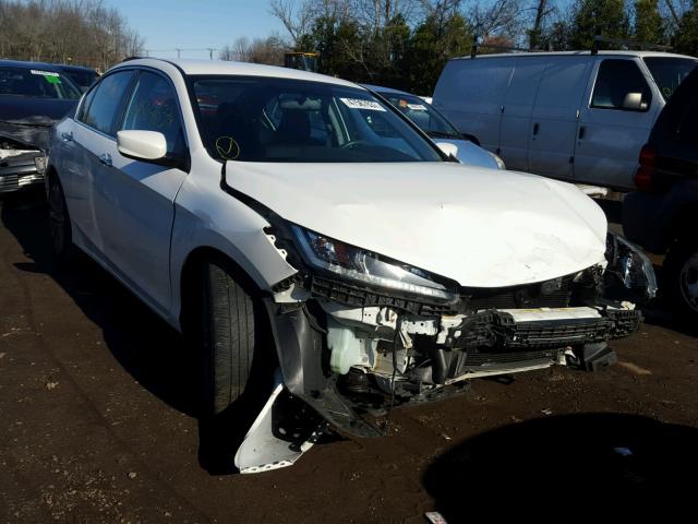 1HGCR2F52DA278711 - 2013 HONDA ACCORD SPO WHITE photo 1