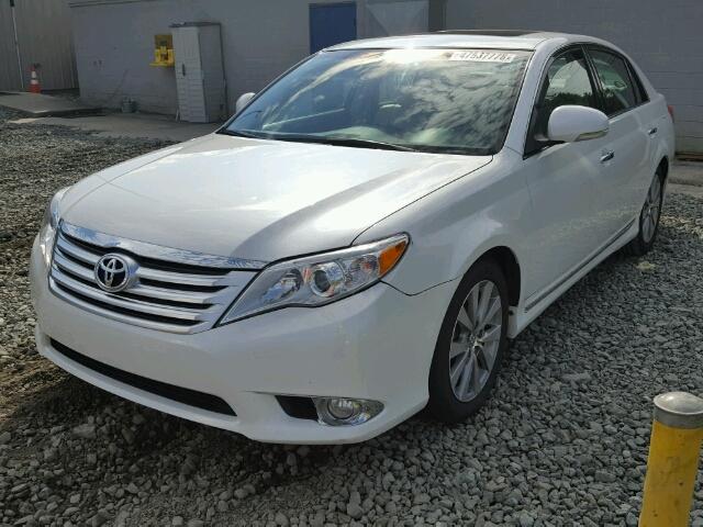 4T1BK3DB2BU437053 - 2011 TOYOTA AVALON BAS WHITE photo 2