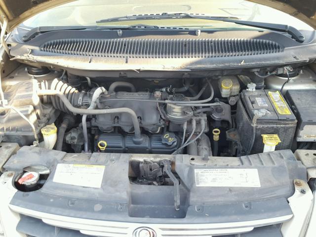 2C4GP54L05R543325 - 2005 CHRYSLER TOWN & COU BEIGE photo 7