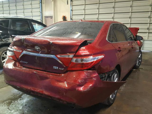 4T1BD1FK7FU157694 - 2015 TOYOTA CAMRY HYBR RED photo 4