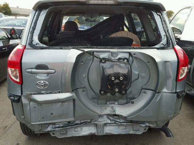 JTMZD33VX86076130 - 2008 TOYOTA RAV4 GRAY photo 9