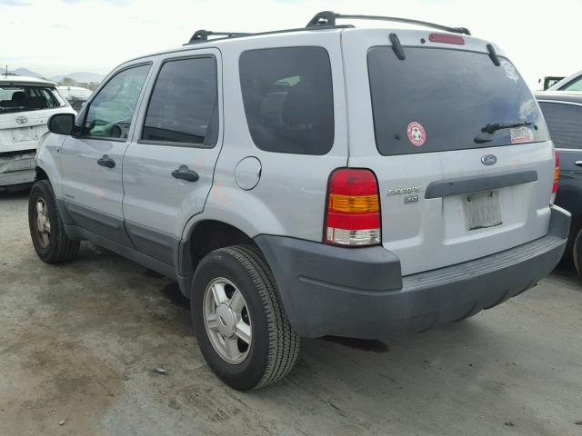 1FMYU03162KC17664 - 2002 FORD ESCAPE XLT SILVER photo 3