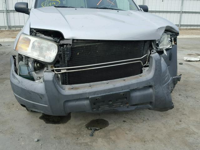 1FMYU03162KC17664 - 2002 FORD ESCAPE XLT SILVER photo 9