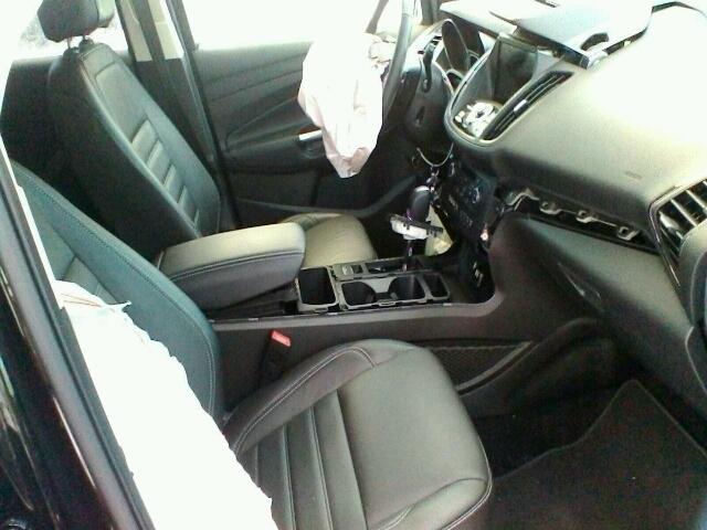 1FMCU9JD9HUD80589 - 2017 FORD ESCAPE TIT BLACK photo 5