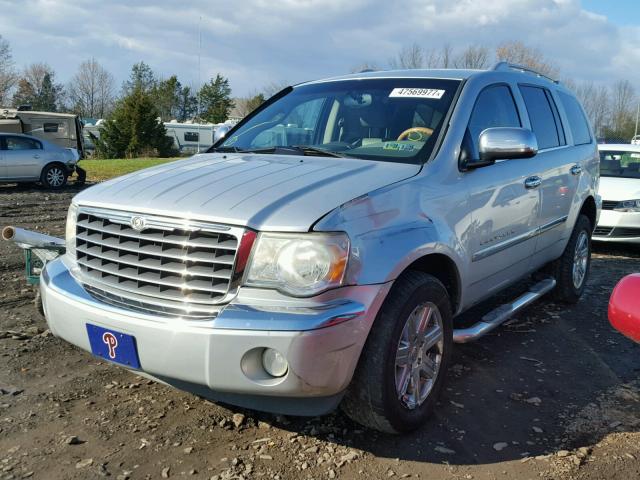 1A8HW58N87F507565 - 2007 CHRYSLER ASPEN LIMI SILVER photo 2