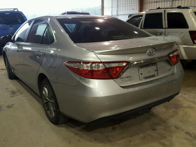 4T1BF1FK1GU515500 - 2016 TOYOTA CAMRY LE SILVER photo 3