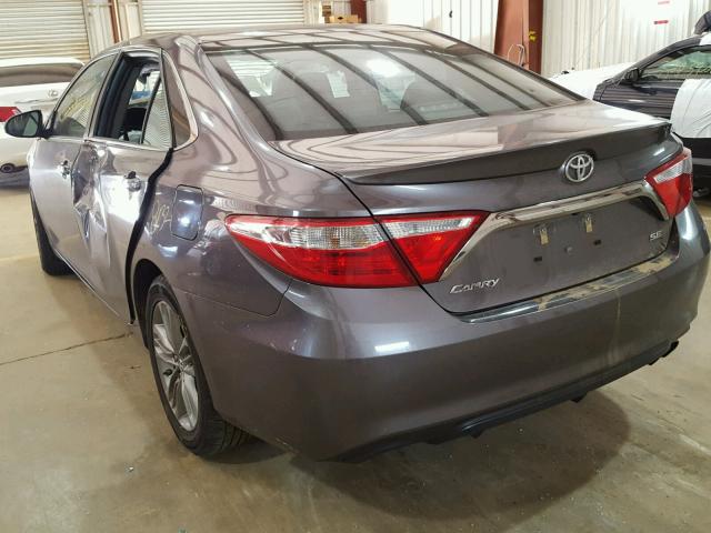 4T1BF1FK6FU959504 - 2015 TOYOTA CAMRY LE GRAY photo 3