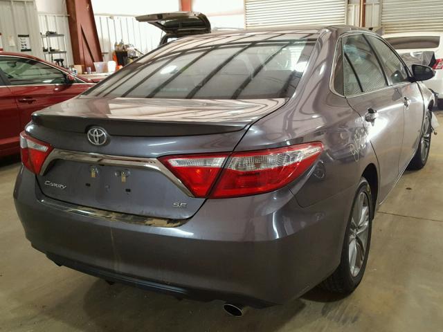 4T1BF1FK6FU959504 - 2015 TOYOTA CAMRY LE GRAY photo 4