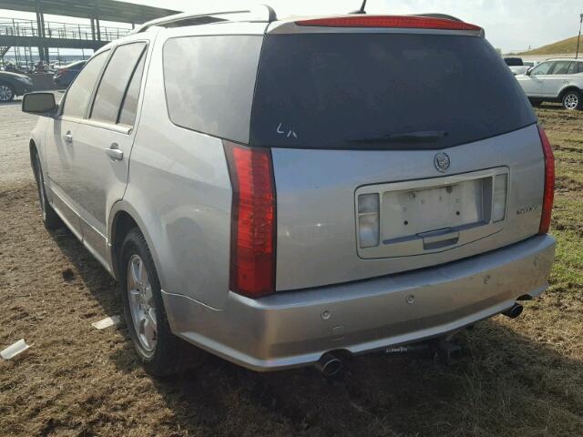 1GYEE637X80114595 - 2008 CADILLAC SRX SILVER photo 3