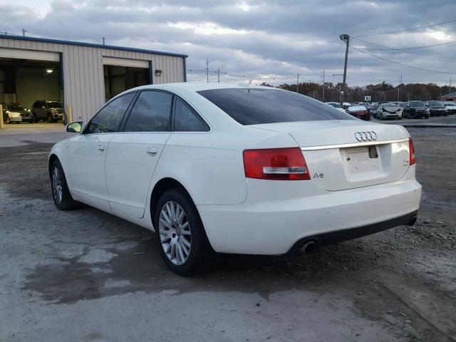 WAUDH74F06N115451 - 2006 AUDI A6 3.2 QUA WHITE photo 3