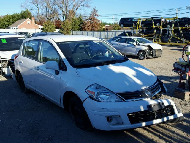 3N1BC1CP1BL476104 - 2011 NISSAN VERSA S WHITE photo 1