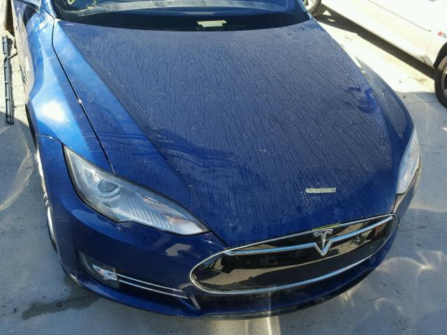 5YJSA1E27FF118871 - 2015 TESLA MODEL S Կապույտ լուսանկար 7