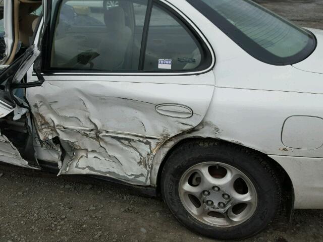 1G3WH52K9WF335469 - 1998 OLDSMOBILE INTRIGUE WHITE photo 10