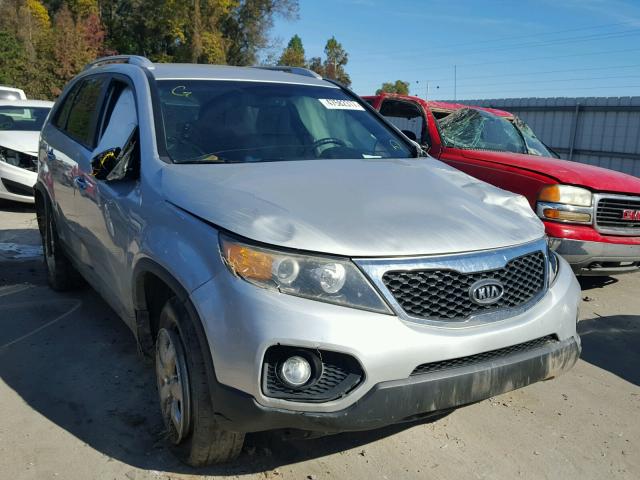 5XYKT3A13BG006087 - 2011 KIA SORENTO BA SILVER photo 1