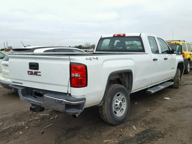 1GT22XEG8FZ102779 - 2015 GMC SIERRA K25 WHITE photo 4