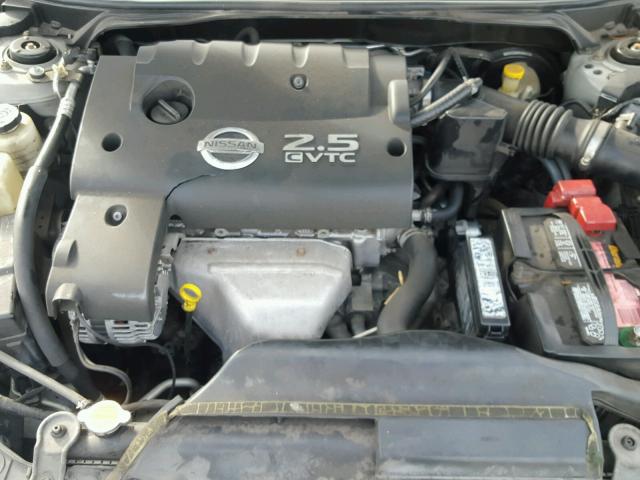 1N4AL11D82C147208 - 2002 NISSAN ALTIMA BAS SILVER photo 7