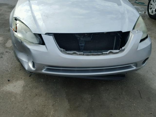 1N4AL11D82C147208 - 2002 NISSAN ALTIMA BAS SILVER photo 9