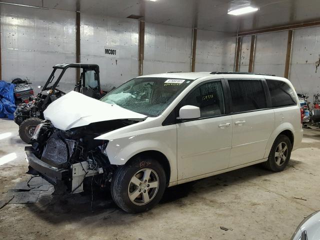 2D4RN3DG6BR639867 - 2011 DODGE GRAND CARA WHITE photo 9