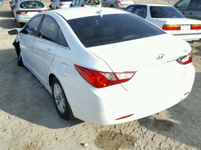 5NPEB4AC4BH254946 - 2011 HYUNDAI SONATA GLS WHITE photo 3