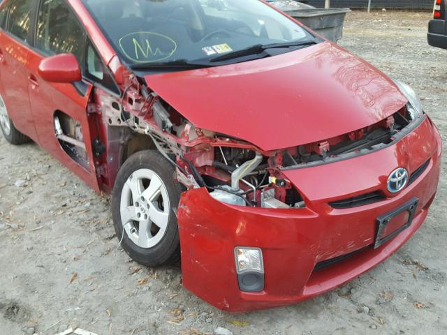 JTDKN3DU6B0311718 - 2011 TOYOTA PRIUS RED photo 9