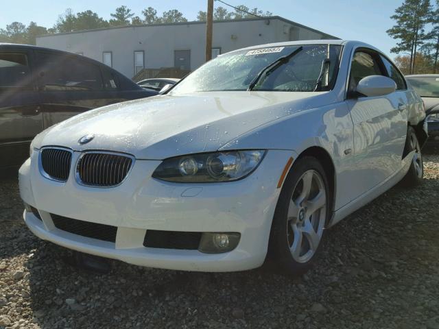 WBAWB33578P131617 - 2008 BMW 328 I WHITE photo 2