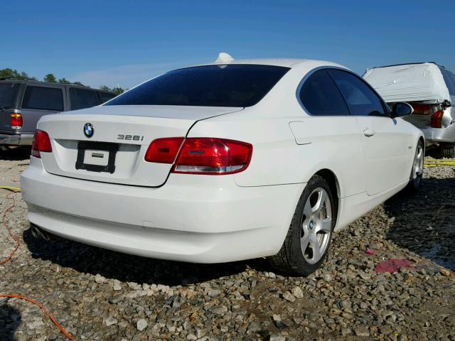 WBAWB33578P131617 - 2008 BMW 328 I WHITE photo 4