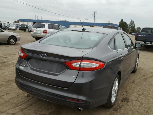 1FA6P0H71G5112624 - 2016 FORD FUSION SE GRAY photo 4