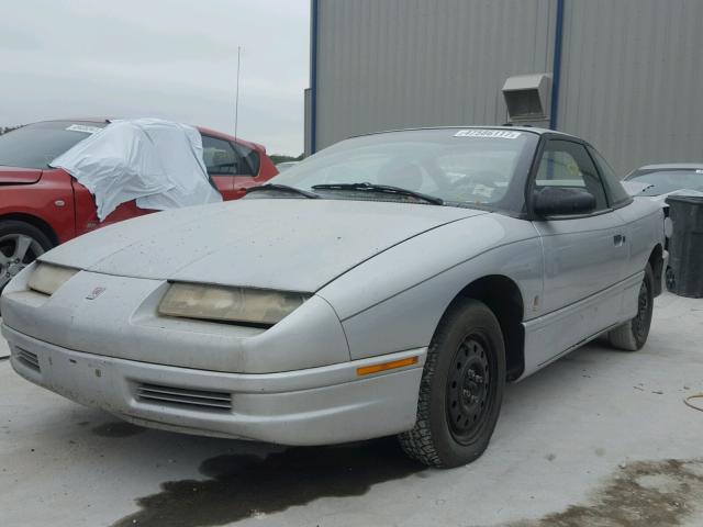 1G8ZE1596PZ242751 - 1993 SATURN SC1 SILVER photo 2