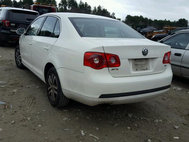 3VWRT71K66M775817 - 2006 VOLKSWAGEN JETTA TDI WHITE photo 3