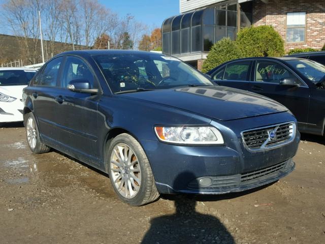 YV1390MS9A2510135 - 2010 VOLVO S40 2.4I GRAY photo 1