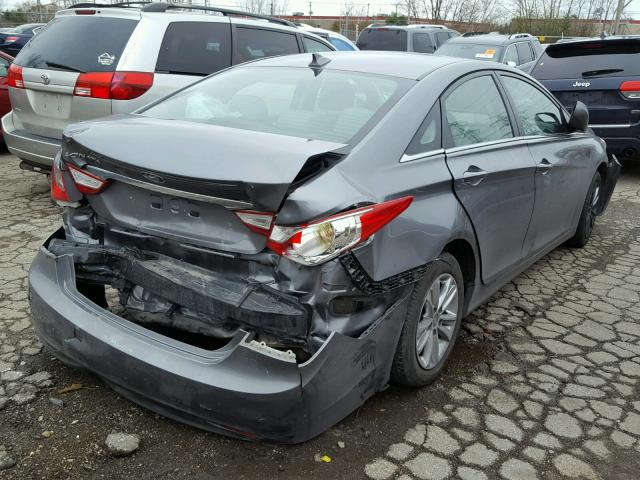 5NPEB4AC1CH399329 - 2012 HYUNDAI SONATA GLS GRAY photo 4