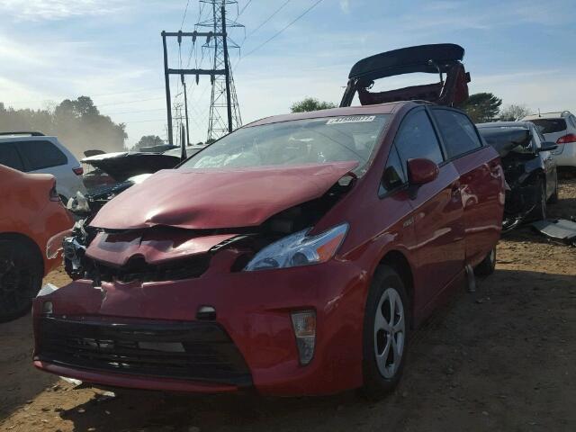 JTDKN3DU5F1918337 - 2015 TOYOTA PRIUS RED photo 2