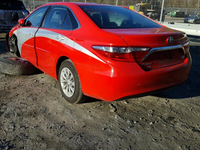 4T1BD1FK0FU143619 - 2015 TOYOTA CAMRY HYBR SILVER photo 3