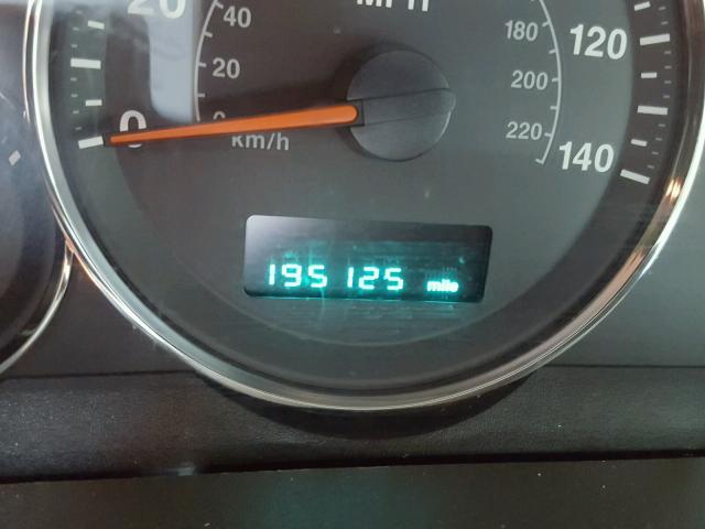 1J8HH58N76C144525 - 2006 JEEP COMMANDER BLACK photo 8