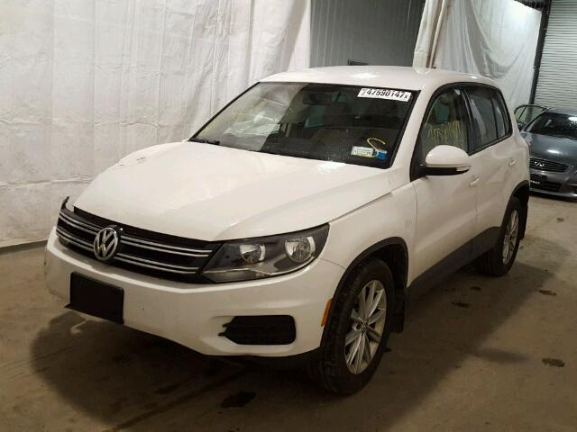 WVGBV3AX0EW550645 - 2014 VOLKSWAGEN TIGUAN S WHITE photo 2