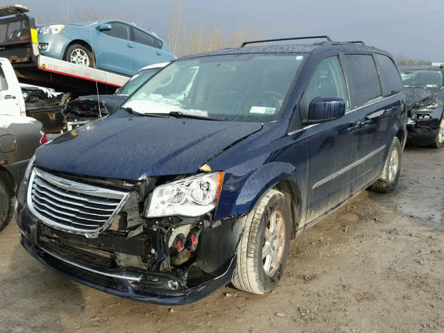 2C4RC1BG8CR326220 - 2012 CHRYSLER TOWN & COU BLUE photo 2