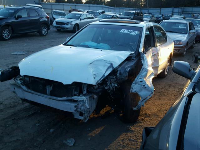 JN1CA31A1YT022749 - 2000 NISSAN MAXIMA GLE WHITE photo 2